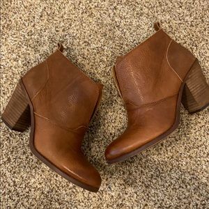 Lucky Toffee Booties
